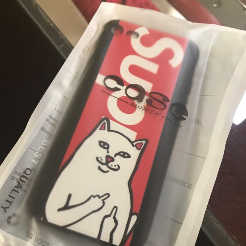 🐈👀WHITE CAT 🐈 SUP SOFT SILICONE IPHONE CASE